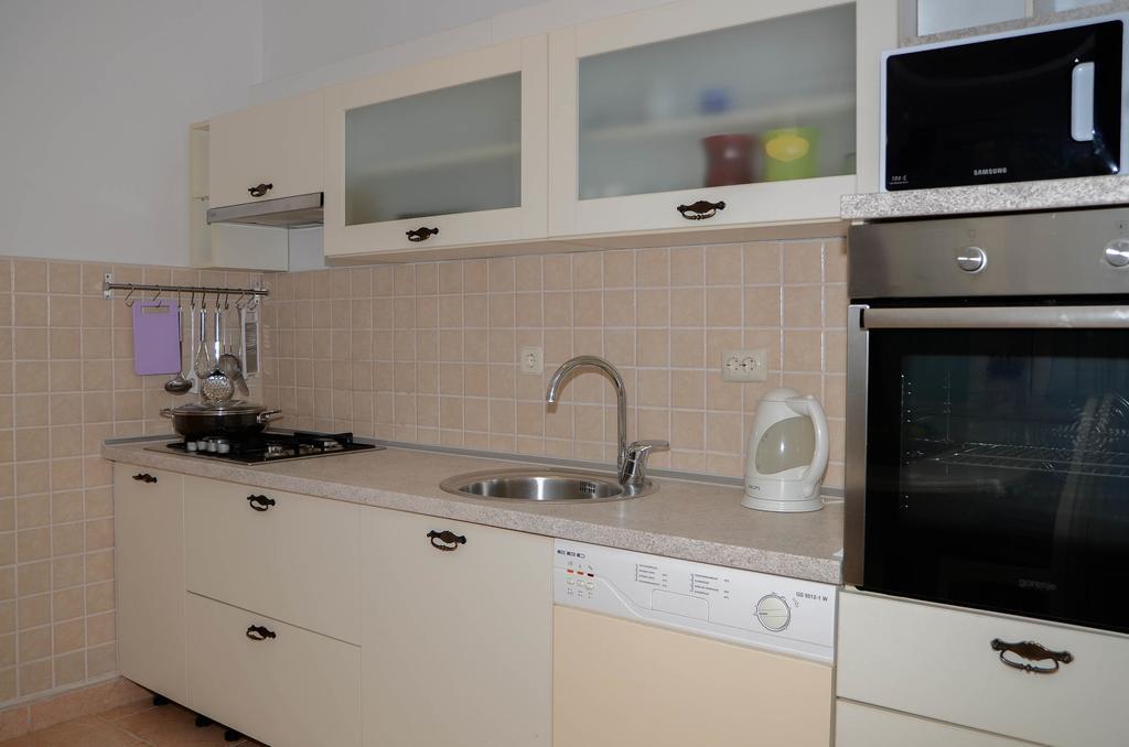 Apartments Kati Orebić Habitación foto