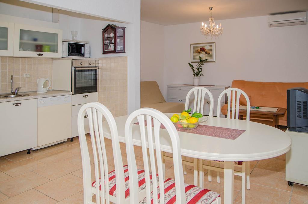 Apartments Kati Orebić Habitación foto